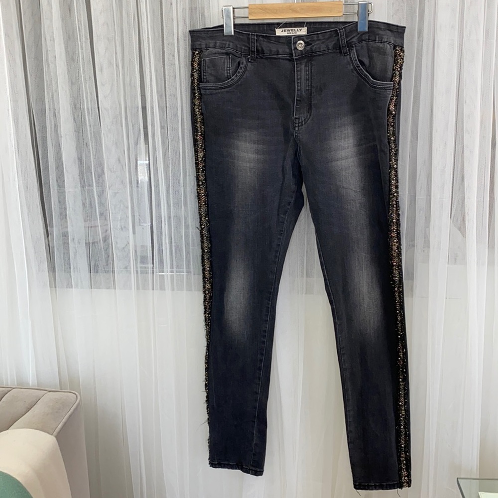 Jewelry black distress jeans